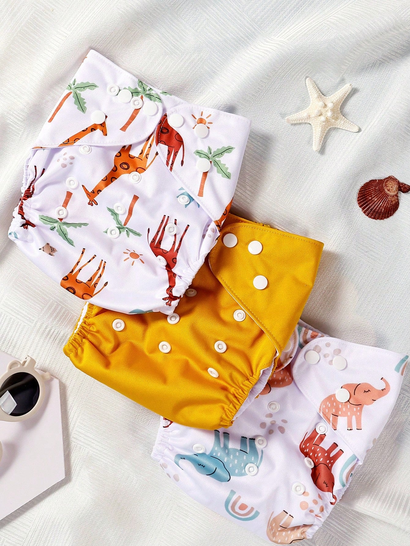 3 Piece Reusable Cloth Diaper Set – Elephant & Giraffe