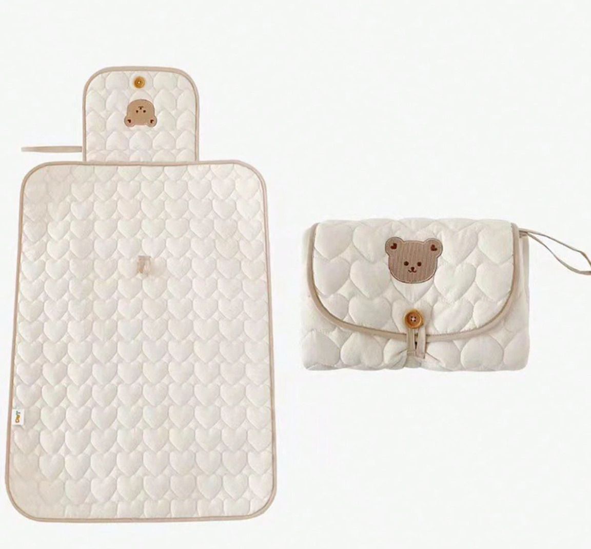 LuiDieveling – Portable Luxury Changing Mat