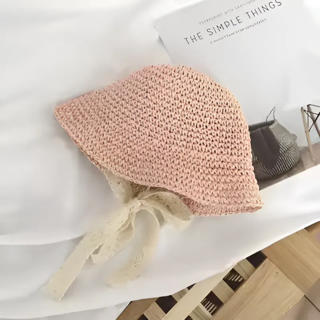 Airy straw hat for children