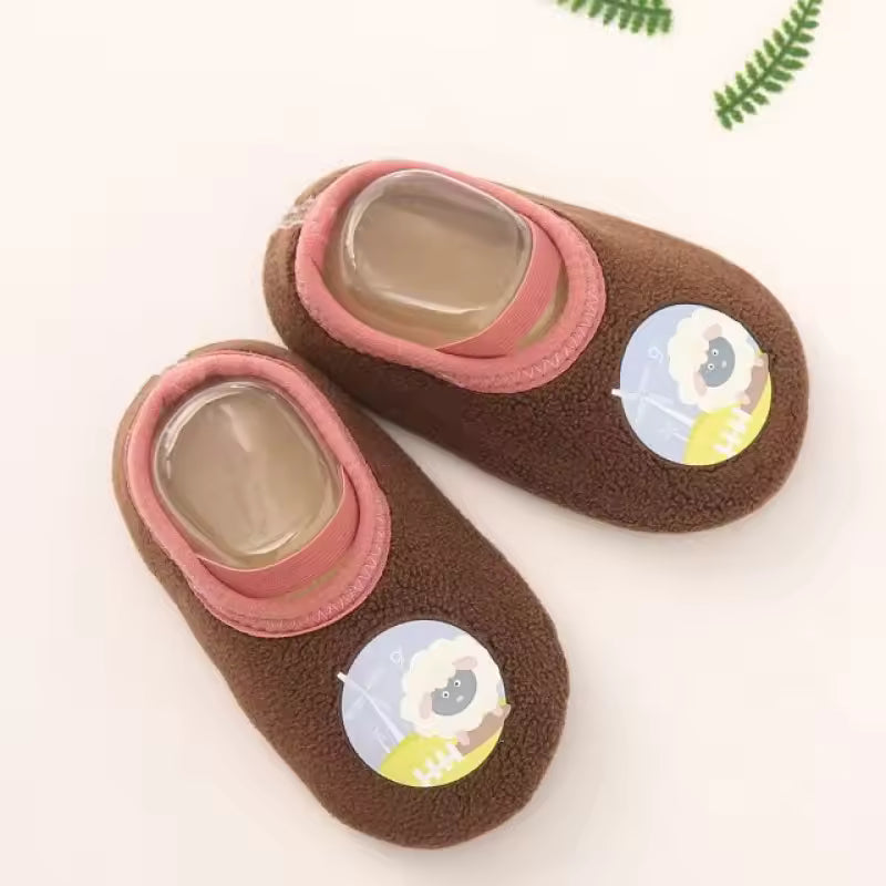 Non-slip socks for newborns