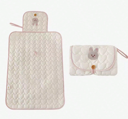 LuiDieveling – Portable Luxury Changing Mat