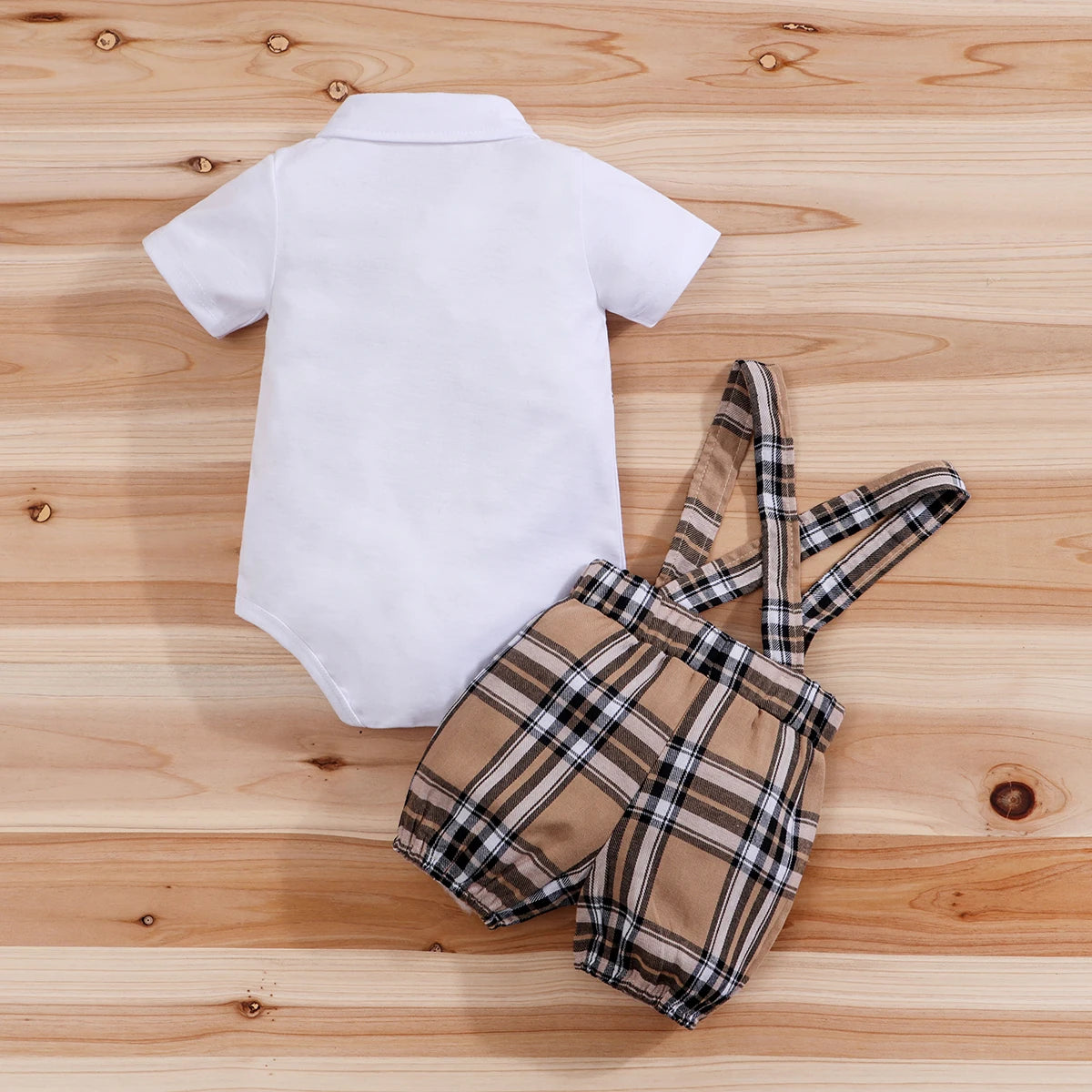2-Piece Baby Boy Set Bear Bodysuit + Bib Pants 