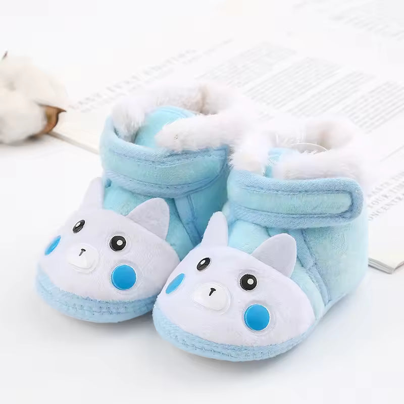 Baby shoes with cartoon design